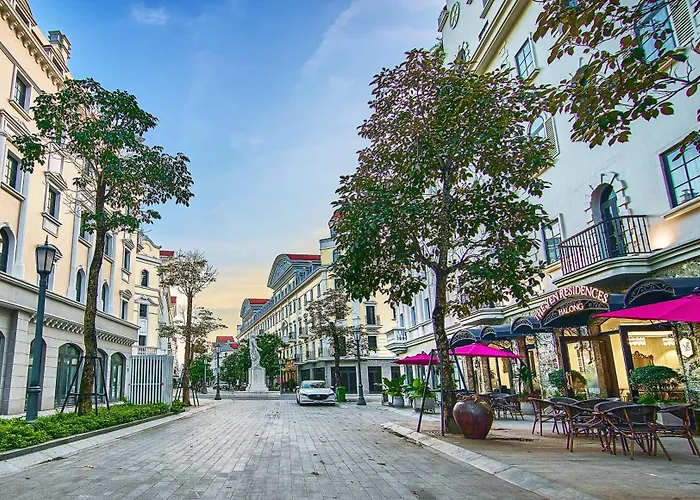 Khách sạn The Yen Residences 4*